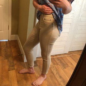 Aeropostale Regular Tan High Waisted Skinnies